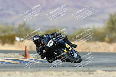 media/Jan-16-2022-CVMA (Sun) [[7f3d92989d]]/Race 2 Supersport Middleweight/